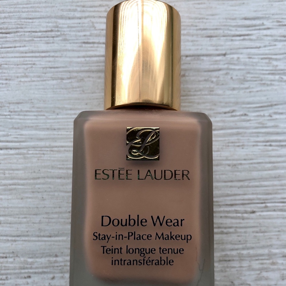 Estée Lauder Double Wear Stay-in-Place Foundation